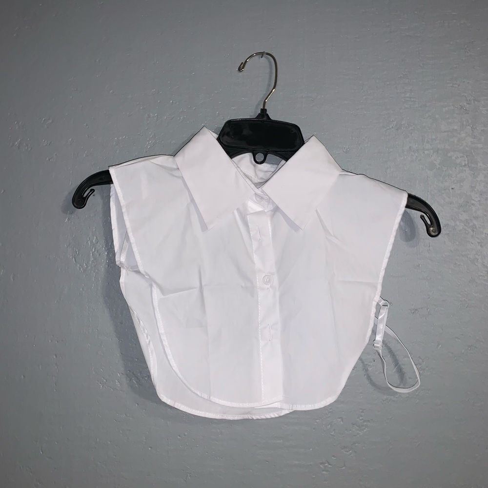 fake white collar lol